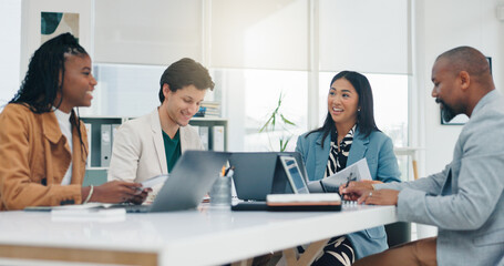 Obraz premium Meeting, laptop and business people in office with planning for finance proposal with budget. Discussion, computer and team of financial advisors with investment report for collaboration in workplace