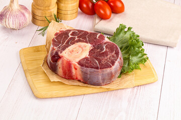 Raw beef ossobuco for roast