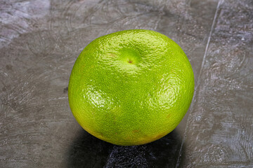 Green ripe fruit sweetie citrus