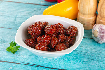 Minced meef meatball with tomato sauce