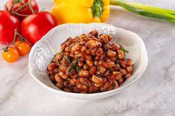 Black eye beans wutg tomato sauce