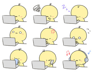 パソコン作業するヒヨコの表情セット