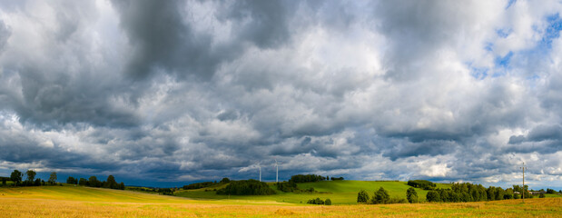 Niesamowity widok na energię odnawialną 2025 © Krzysiek Cegiełka