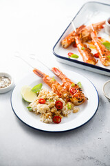 Shrimp skewers with rice and lime