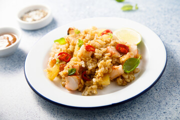 Thai rice with pineapple and shrimps