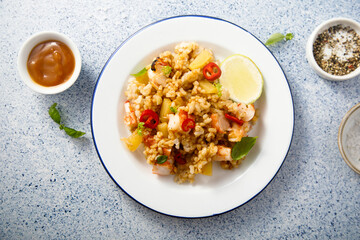 Thai rice with pineapple and shrimps