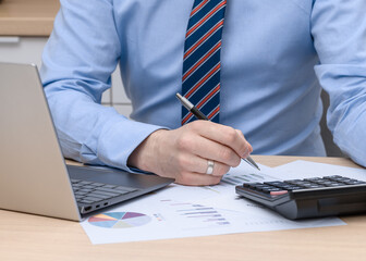 A government official conducts an inspection in an enterprise, an internal audit, a copy of the