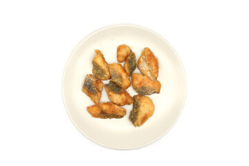Sea bass cut into pieces and fried to eat with rice.