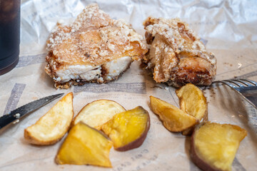 フライドチキンとポテト