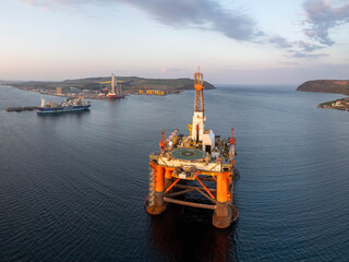 Bohrinsel im Cromarty Firth nahe Invergordon, Schottland	
