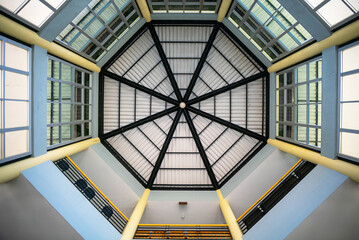 Fototapeta premium Unique Architectural Ceiling in Modern Structure