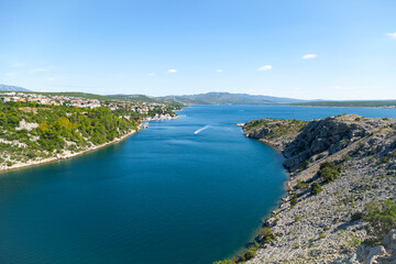 Fototapeta premium Coastal Scenery with Blue Water