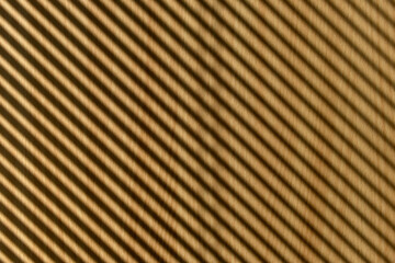 Тень от жалюзи на окне падает на стену, создавая полосатый световой рисунок.