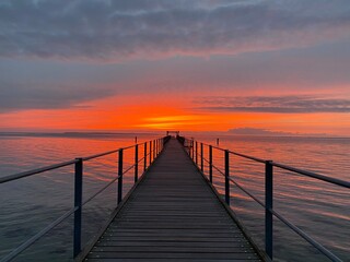 Fototapeta premium sunset on the pier