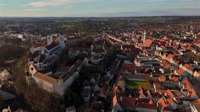 Freisinger Dom Germany, Bavaria aerial view in winter in sunny weather without snow. Dom St. Maria und St. Korbinian in Freising Deutschland, Bayern Luftaufnahme im Winter bei sonnigem Wetter. 