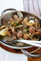 Amêijoas à Bulhão Pato, traditional Portuguese dish, Algarve