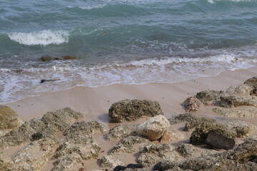 surface texture of large wave breaker rocks