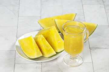 Hainan Yellow Watermelon Slices with Fresh Juice - Selenium Enriched Special Variety Fruit