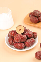 Xinjiang Red Jujube Dates Dried Fruit Display with Cross Section and Milk