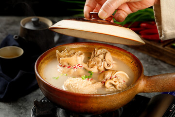 Traditional Mongolian Mutton Belly Soup Cooking in Clay Pot - Inner Mongolia Cuisine