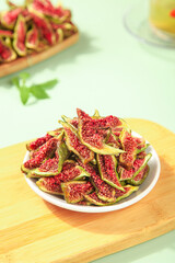 Dried Figs from Shandong Yantai Weihai China Ready to Eat Healthy Fruit Snack Production