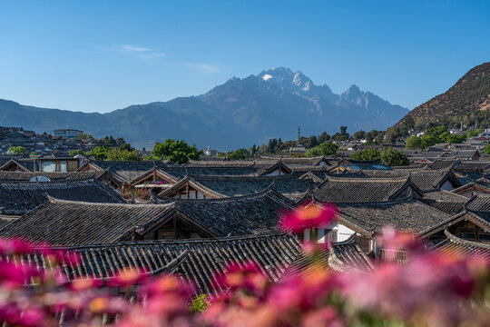 Lijiang Old Town with Jade Dragon Snow Mountain View
