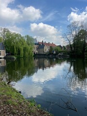 Fototapeta premium Minnewaterpark (Lake of Love Park) in Bruges, Belgium 