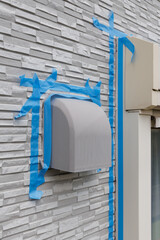 シール工事の換気フードをマスキング