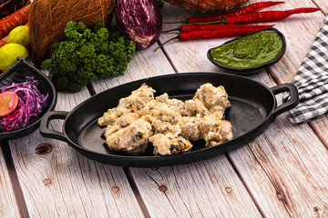 Chicken tikka with cream sauce
