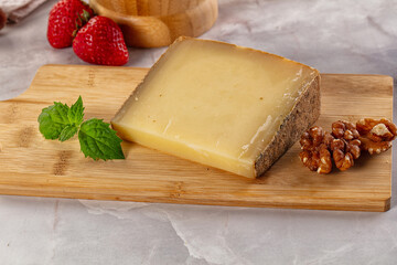 Gourmet hard aged yellow cheese