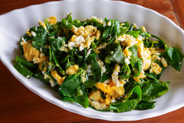 Stir fried vegetable with eggs