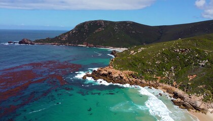 Obraz premium Coastal scenery with vibrant colors