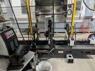 "Industry 4.0 Shaft Balancing Machine with Digital Control for Precision Manufacturing