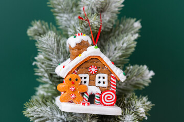 gingerbread house