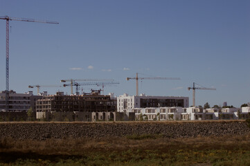 Obraz premium Edificios residenciales en construcción en Palmas Altas, Sevilla, España