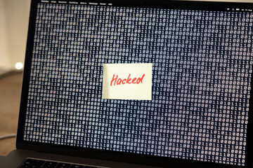Computer error, note on the screen of a laptop, warning sign. Defect, malfunction, error, ...