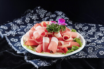 prosciutto ham and melon