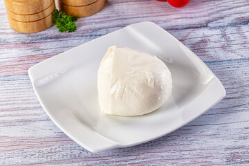 Italian Mozarella buffalo cheese ball