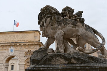 arc de triomphe in montpellier france