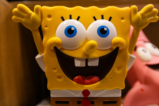 SpongeBob SquarePants and Patrick Star Figurines.