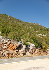 Obraz premium Mountain Roadside