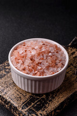 Salt pink Himalayan large crystals as food, for baths or aromatherapy. Pink salt
