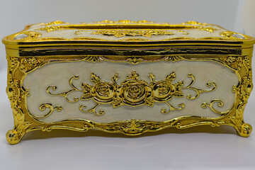 A blend of ivory and gold, ideal for home or corporate use.