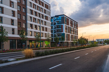 Nowoczesne budownictwo mieszkaniowe w dużym europejskim mieście