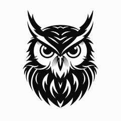 Obraz premium Majestic owl head with intense gaze, a nocturnal hunter's dramatic silhouette