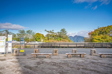 秋の伊香保温泉 石段街入口　群馬県渋川市