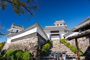 快晴の郡上八幡城本丸門　岐阜県郡上市