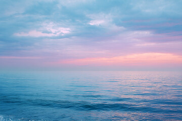 Fototapeta premium Tranquil Ocean Waves