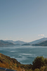 view of the lake and mountains - Lake Wanaka, New Zealand
