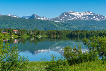 Lasciando le isole Lofoten: la strada verso Tromso